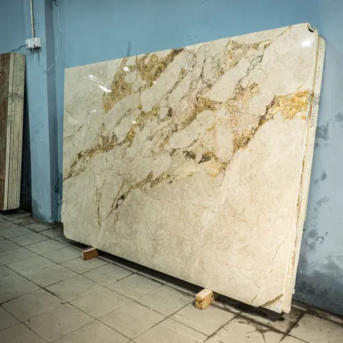 Breccia Aurora